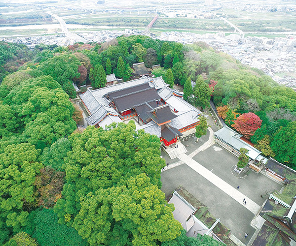 Iwashimizu Hachimangu Shrine and Mt. Otokoyama
